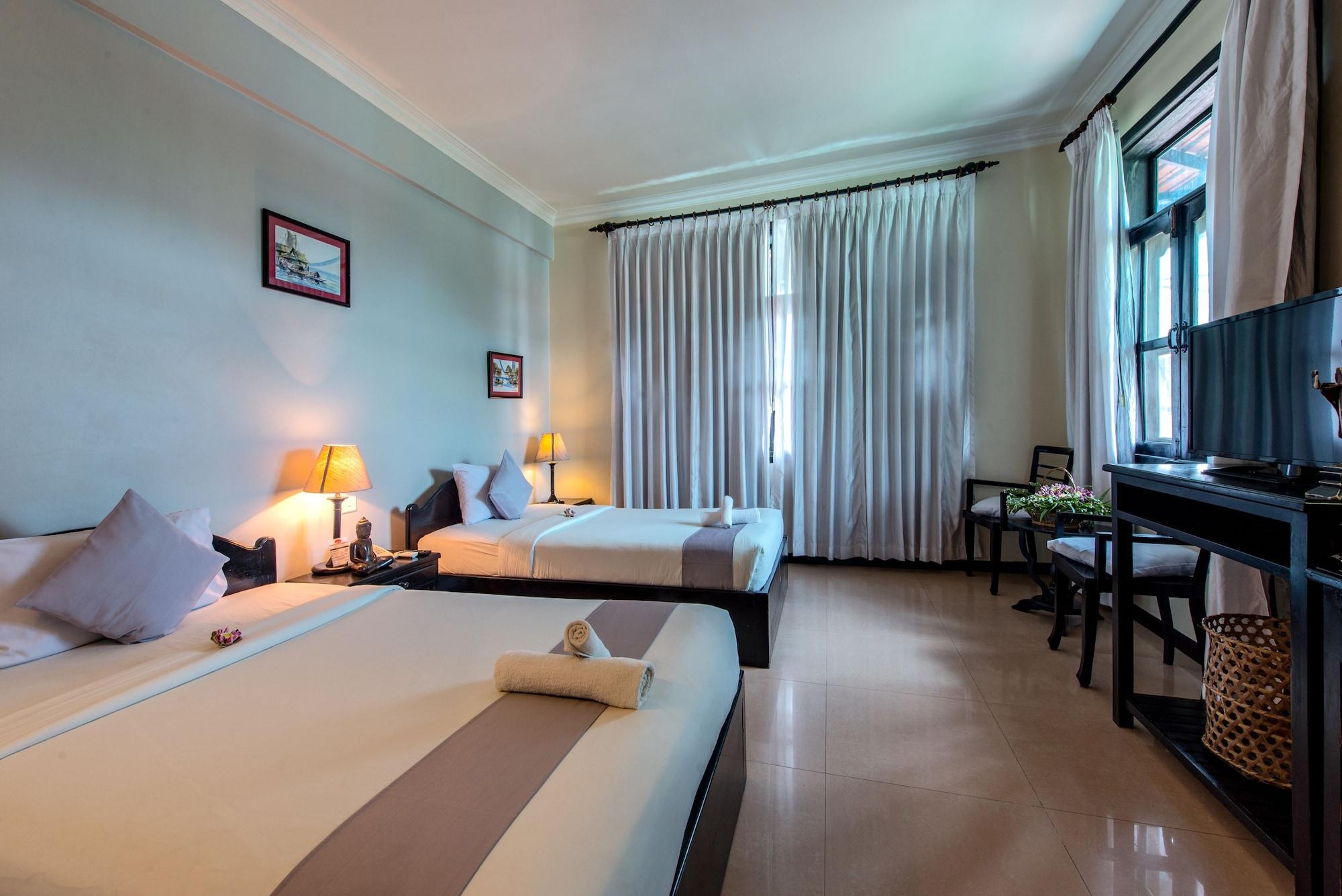 Jk Resident Hotel Siem Reap Exterior photo