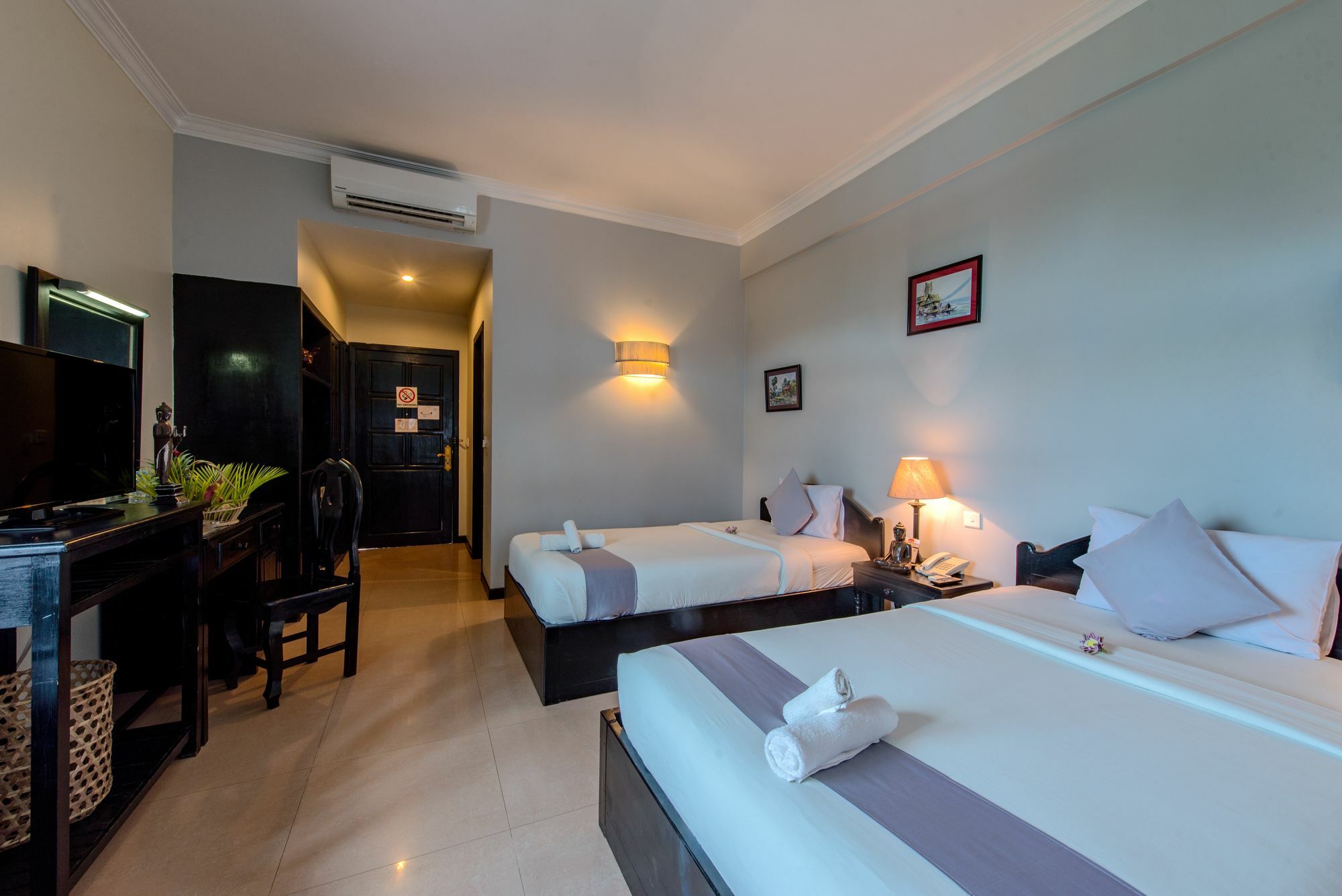 Jk Resident Hotel Siem Reap Exterior photo